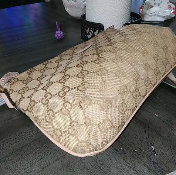 Gucci Beige Crossbody Bag - Picture 6 of 14